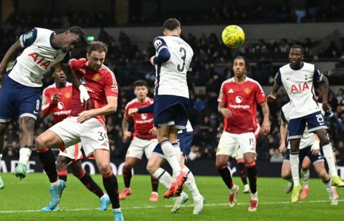 Coupe Carabo, Tottenham et Manchester United 4-3. Les Spurs en demi-finale