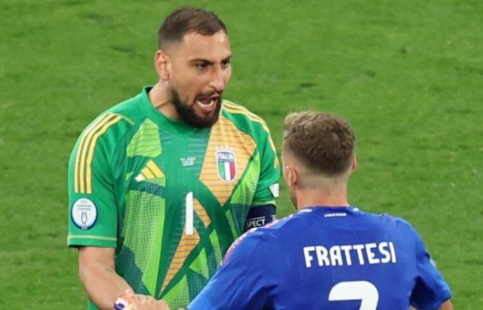 Gigio Donnarumma, joue gonflée après le « coup de pied » d’un adversaire dans Monaco-PSG / Fureur contre l’arbitre