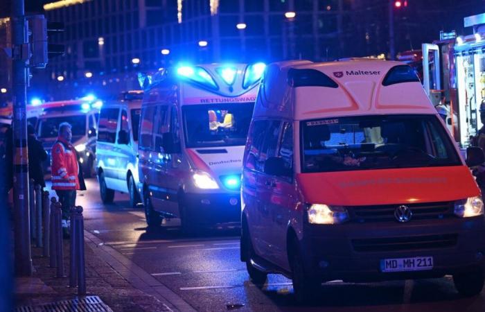 une voiture s’écrase sur un marché de Noël, deux morts et 68 blessés