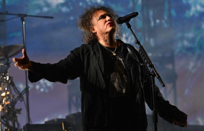 Robert Smith dit qu’il ne “publie pas de musique par principe”