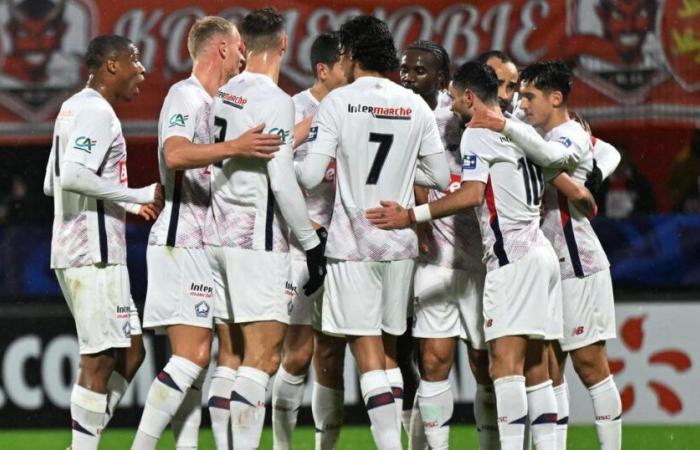 Lille assure Rouen, Troyes frappe Metz, surprend Haguenau et Espaly… Les résultats des 32es de finale