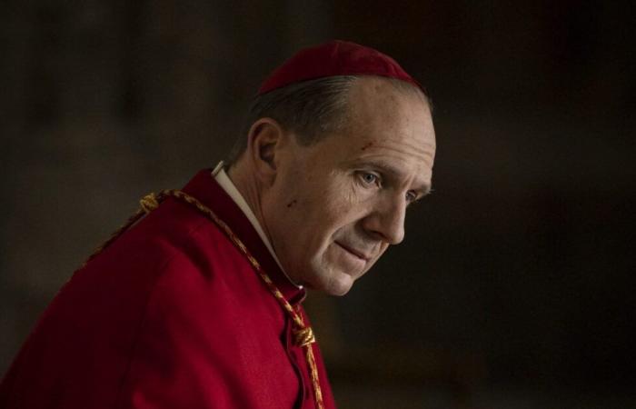 Conspiration au Vatican avec Ralph Fiennes d’Oscar