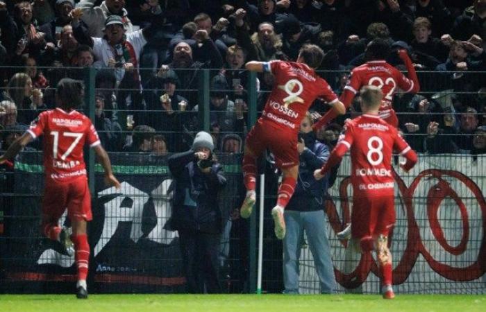 Le leader Zulte Waregem remporte une sixième victoire consécutive au Club NXT, Francs Borains et Jong Genk partagent les points en Challenger Pro League