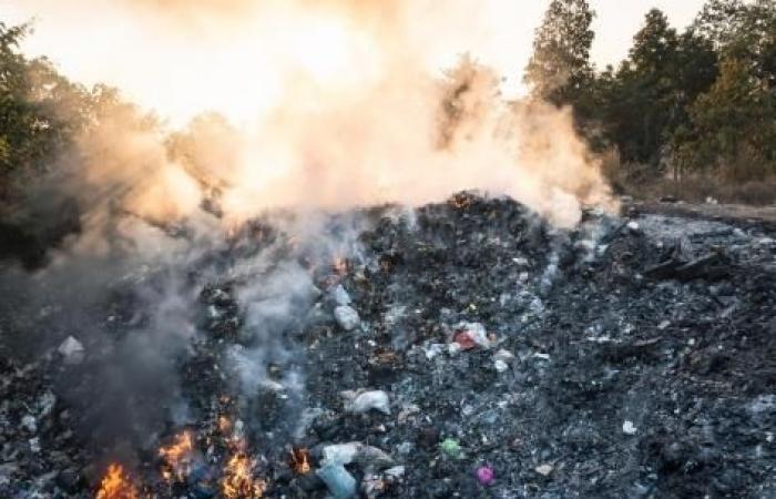 Plus de polluants dans le lait maternel des femmes exposées aux émissions des incinérateurs de déchets