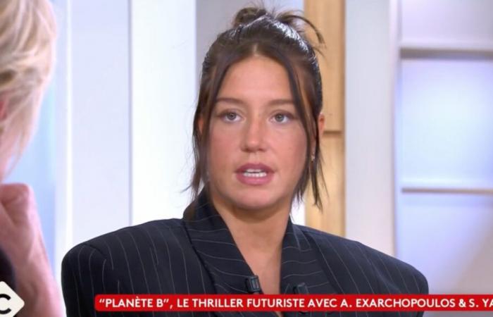 Adèle Exarchopoulos looks back on the legislative elections in C à Vous (VIDEO)