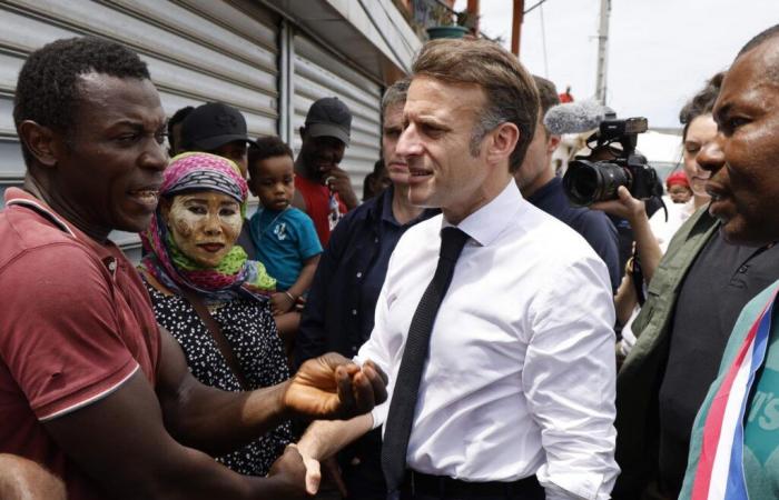 A Mayotte, Macron défend un discours de « vérité » sur l’immigration clandestine