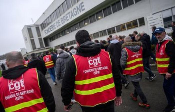 « Un coup de poignard dans le dos » de Renault, dénonce la CGT