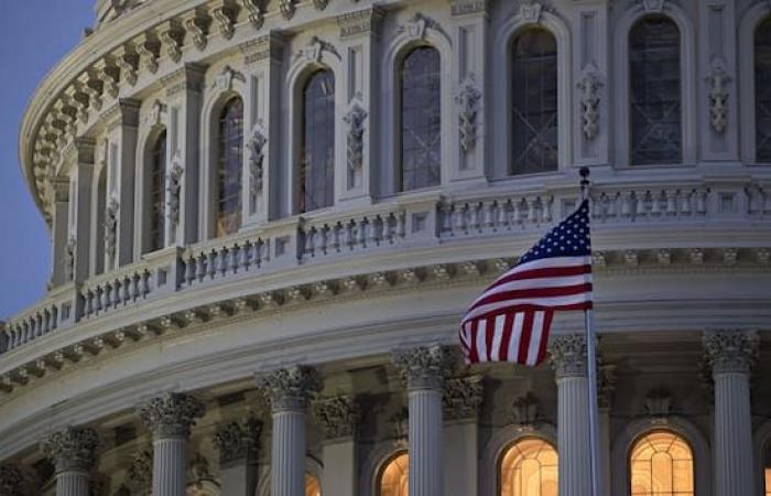 États-Unis et le Congrès approuve une loi qui évite la fermeture