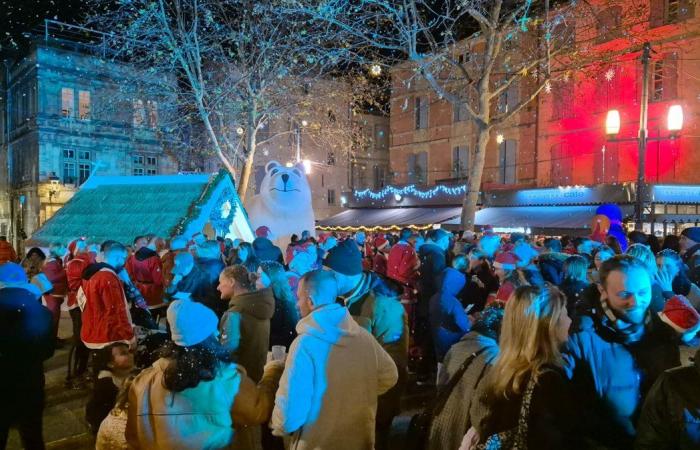 DOSSIER DU SOIR 550 Pères Noël ont participé à la première course de Noël Arles