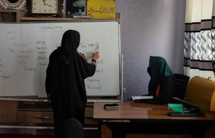 En Afghanistan, les femmes écrasées sous la loi toujours plus implacable des talibans