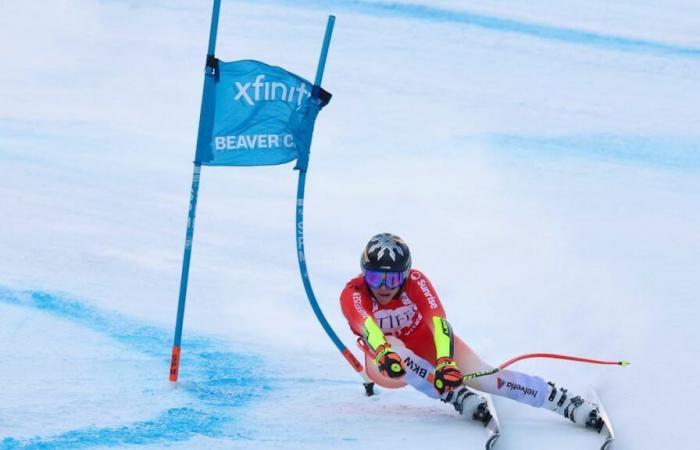 Lara Gut-Behrami monte sur le podium