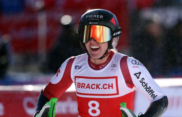 Cornelia Hütter bat la favorite locale Gut-Behrami et remporte le Super-G de Saint-Moritz