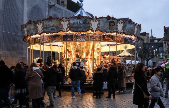 EN IMAGES. La folie du dernier samedi avant Noël au centre de Caen