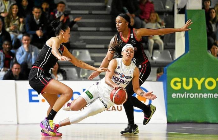 Landerneau Bretagne Basket takes on water in Charnay