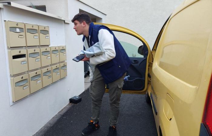 pour livrer à - pour Noël, La Poste et les facteurs de Narbonne mettent le paquet