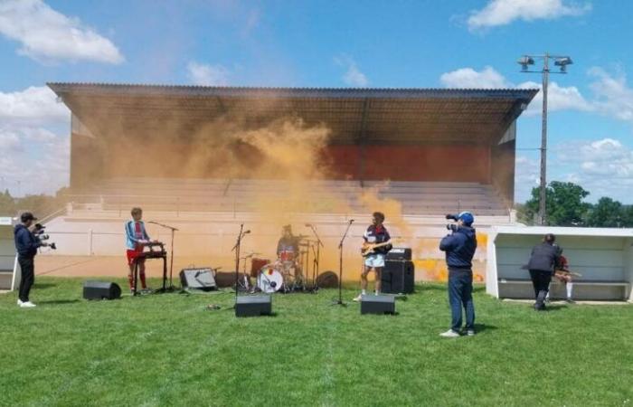 Tournée en partie à Pré-en-Pail, la websérie Stadium diffusée sur France TV