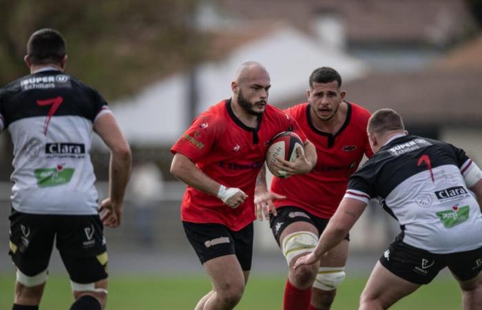 Surgères s’enfonce encore un peu plus dans Versailles (36-8)