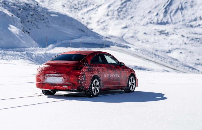 Mercedes frappe fort avec le nouveau CLA