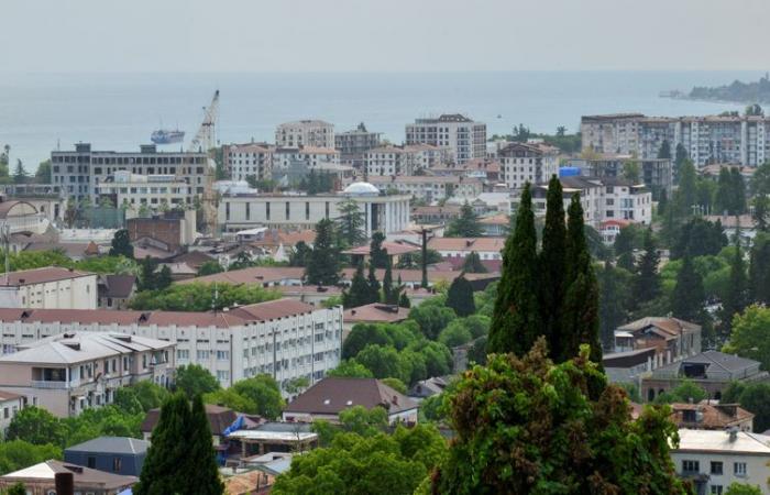 La Russie va commencer à fournir de l’électricité à la région séparatiste de Géorgie à des fins humanitaires