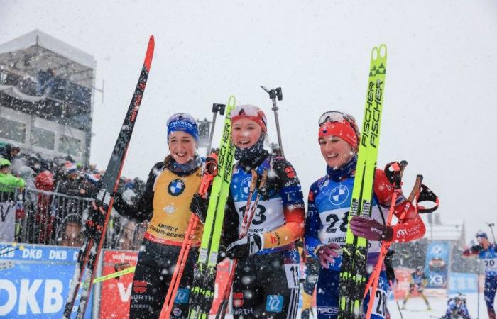 Biathlon | Le Grand-Bornand : Selina Grotian remporte pour la première fois la coupe du monde en départ groupé, Jeanne Richard battue d’un dixième pour le podium | Magazine Nordique