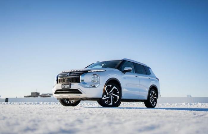 Le Mitsubishi Outlander PHEV 2024