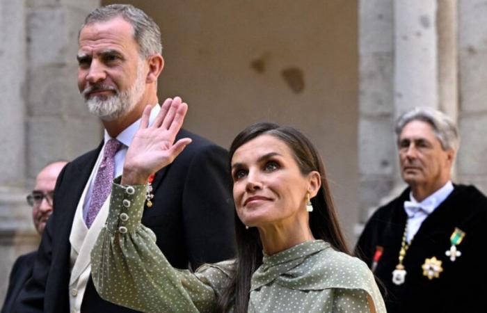 le couple royal en visite surprise dans la zone touchée par les inondations