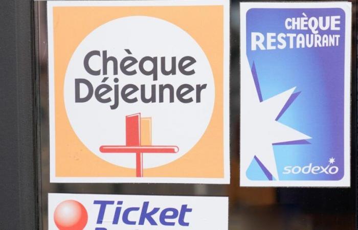 bras de fer entre distributeurs et restaurateurs sur l’utilisation des titres-restaurant en janvier