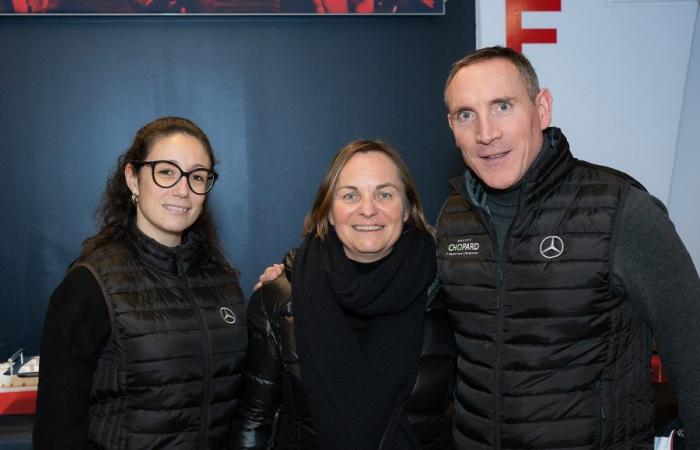 Les tribunes VIP du LOU Rugby – Toulouse. Super ambiance de soirée à Gerland –