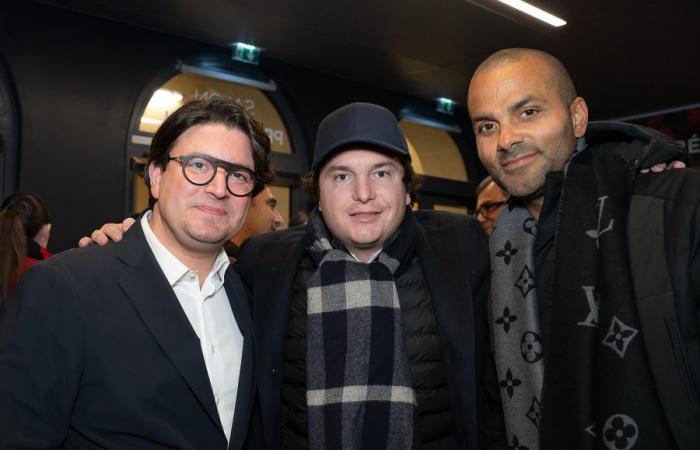 Les tribunes VIP du LOU Rugby – Toulouse. Super ambiance de soirée à Gerland –