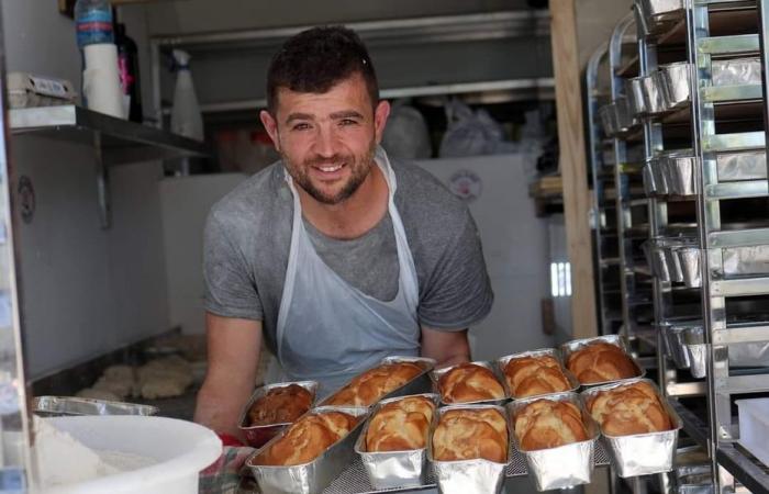 TÉMOIGNAGE. « Je suis arrivé seul, ils hallucinaient ! Ce boulanger varois fabrique du pain en Ukraine dans sa boulangerie ambulante