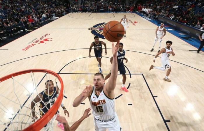 NBA – Jokic frappe et les Nuggets gagnent, les Rockets continuent