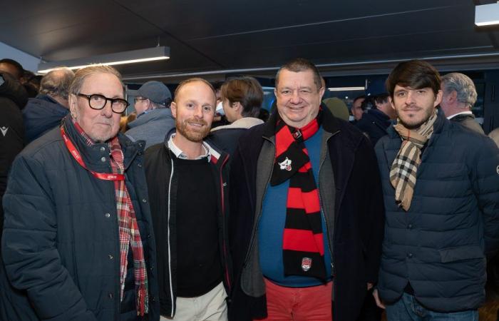 Les tribunes VIP du LOU Rugby – Toulouse. Super ambiance de soirée à Gerland –