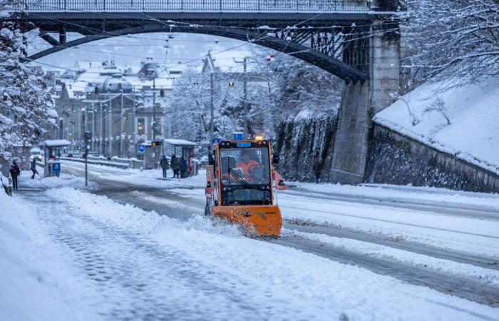 La neige provoque des perturbations de la circulation – 70 accidents