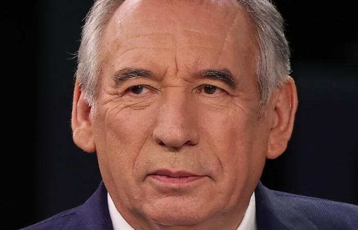 Le coup de fil de Le Pen à Bayrou, le non de Macron à Darmanin – L’Express