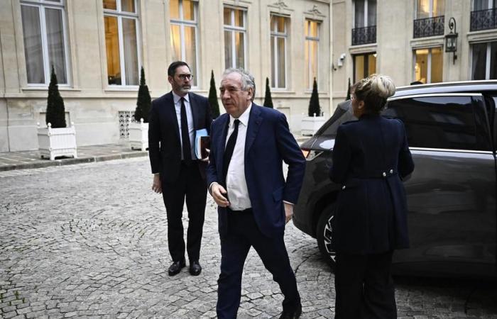 France, gouvernement Bayrou avec 17 femmes et 17 hommes (xepb)