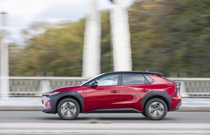 Le nom de la première Toyota électrique doit-il changer ?