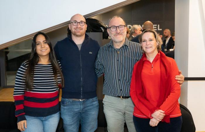 Les tribunes VIP du LOU Rugby – Toulouse. Super ambiance de soirée à Gerland –