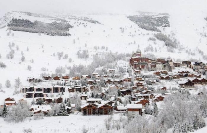 Des Alpes aux Vosges, des images impressionnantes du retour de la neige : Actualités