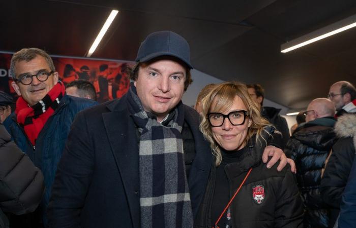 Les tribunes VIP du LOU Rugby – Toulouse. Super ambiance de soirée à Gerland –