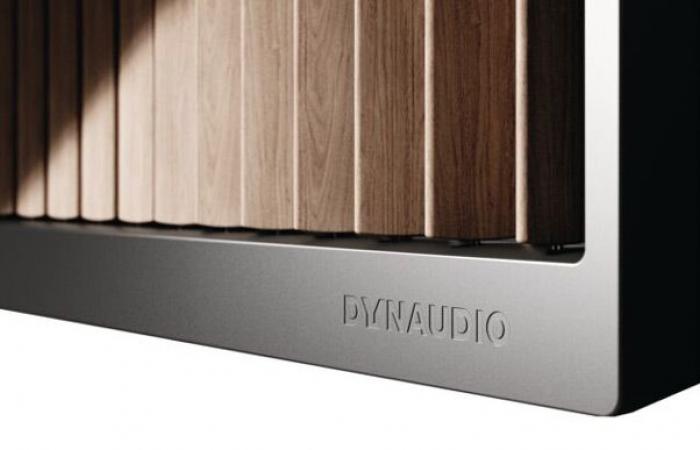 Dynaudio présentera sa barre de son Symphony Opus One de super 1,85 m de large au CES 2025