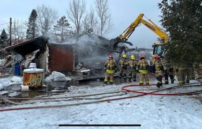 Un incendie détruit un bâtiment à Abercorn