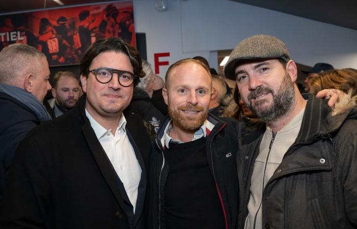 Les tribunes VIP du LOU Rugby – Toulouse. Super ambiance de soirée à Gerland –