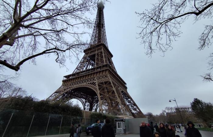 La Tour Eiffel évacuée à cause d’un court-circuit dans un ascenseur