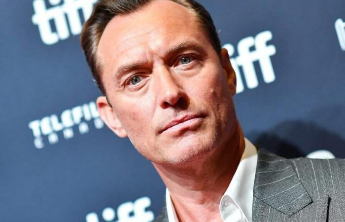 Jude Law révèle son « gros problème » avec « The Holiday »