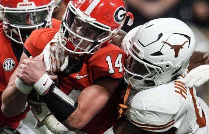 Action du Bowl du réveillon de Noël, matchs clés et confrontations éliminatoires universitaires à surveiller