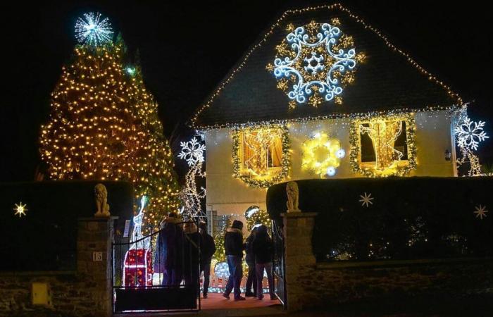 Près de Saint-Malo, les illuminations de cette maison attirent le monde depuis 10 ans