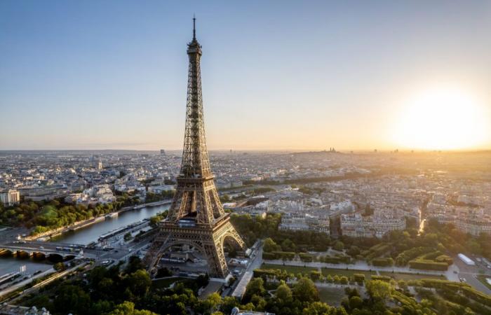 La Tour Eiffel prend feu : ce que l’on sait