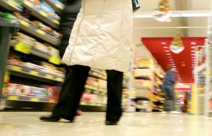 Les supermarchés ouverts pour les vacances malgré des horaires réduits et des grèves