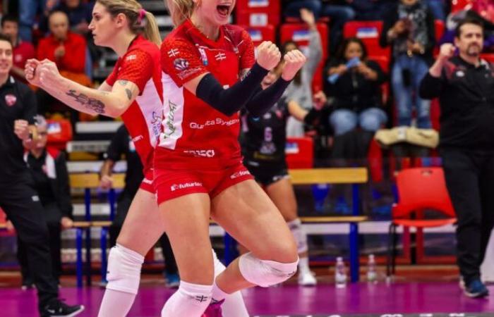 Le lendemain de Noël, c’est avec Futura Volley ; Rebora et ses coéquipières accueillent Olbia – Ligue féminine de volleyball de Serie A