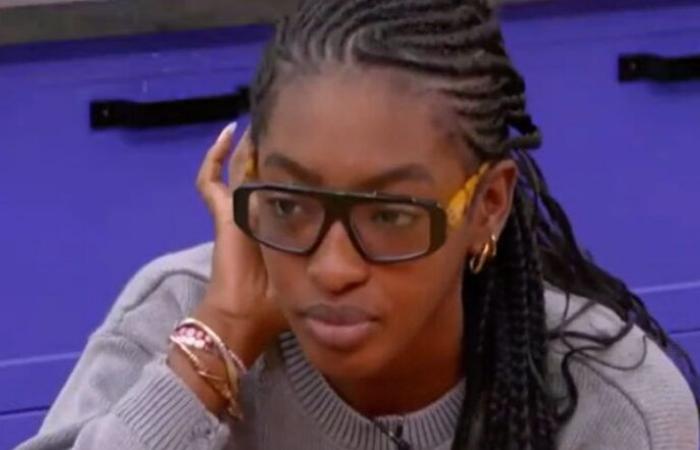 Ebony (Star Academy) explique pourquoi ses parents ne sont pas allés au château pour le réveillon du Nouvel An